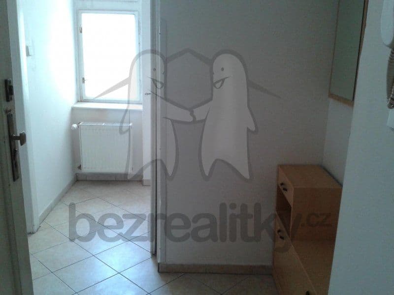 Prenájom bytu 1-izbový 48 m², Hartigova, Praha, Praha Prenájom bytu 1-izbový 48 m², Hartigova, Praha, Praha