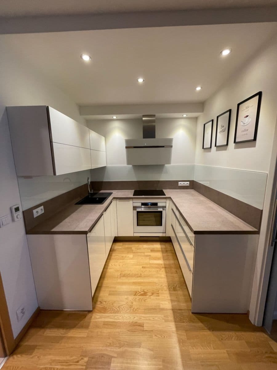 Predaj bytu 2-izbový 52 m², Kakosova, Praha, Praha Predaj bytu 2-izbový 52 m², Kakosova, Praha, Praha