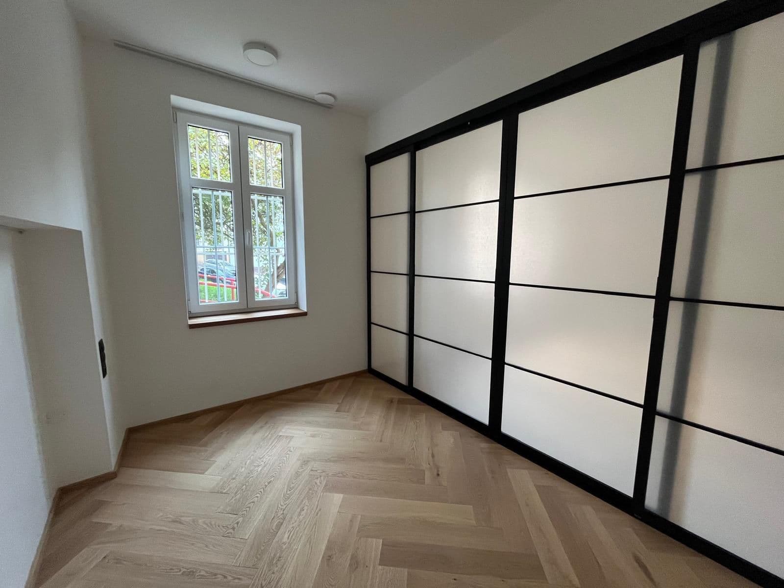 Prenájom bytu 2-izbový 37 m², Kutnauerovo náměstí, Praha, Praha Prenájom bytu 2-izbový 37 m², Kutnauerovo náměstí, Praha, Praha