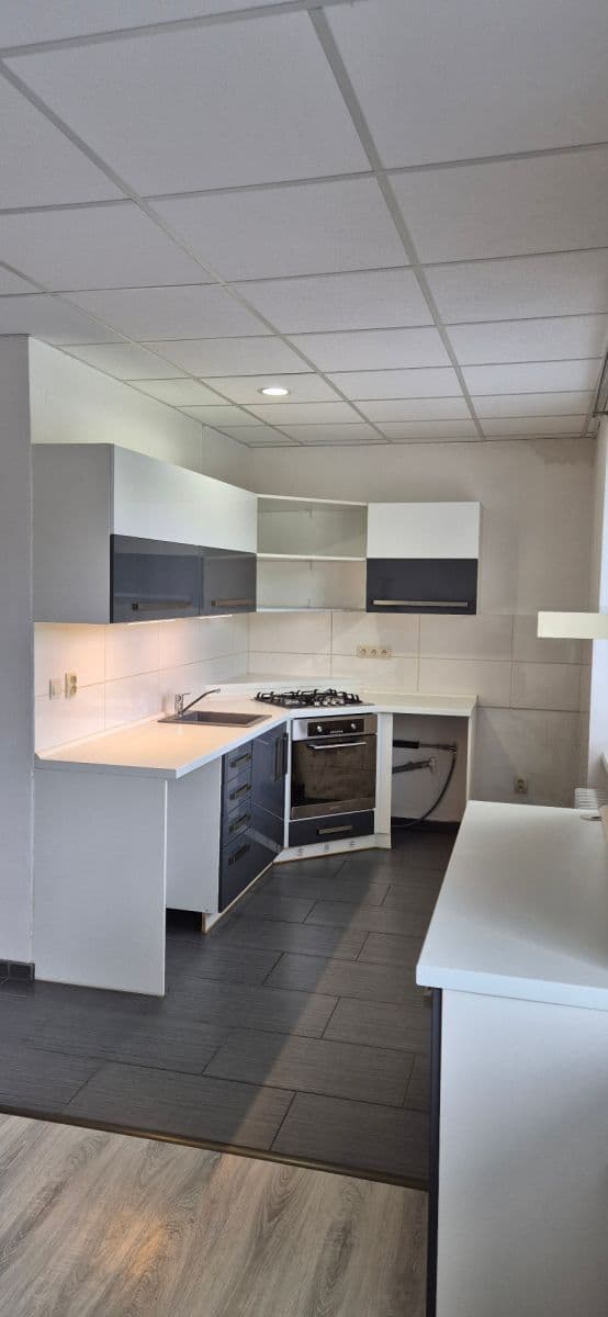 Prenájom bytu 1-izbový 50 m², Antonína Sovy, Česká Lípa, Liberecký kraj Prenájom bytu 1-izbový 50 m², Antonína Sovy, Česká Lípa, Liberecký kraj