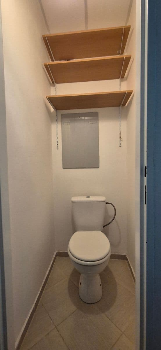 Prenájom bytu 1-izbový 50 m², Antonína Sovy, Česká Lípa, Liberecký kraj Prenájom bytu 1-izbový 50 m², Antonína Sovy, Česká Lípa, Liberecký kraj