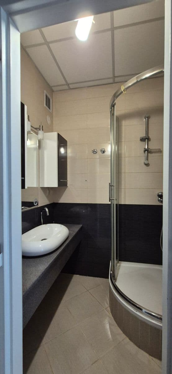 Prenájom bytu 1-izbový 50 m², Antonína Sovy, Česká Lípa, Liberecký kraj Prenájom bytu 1-izbový 50 m², Antonína Sovy, Česká Lípa, Liberecký kraj