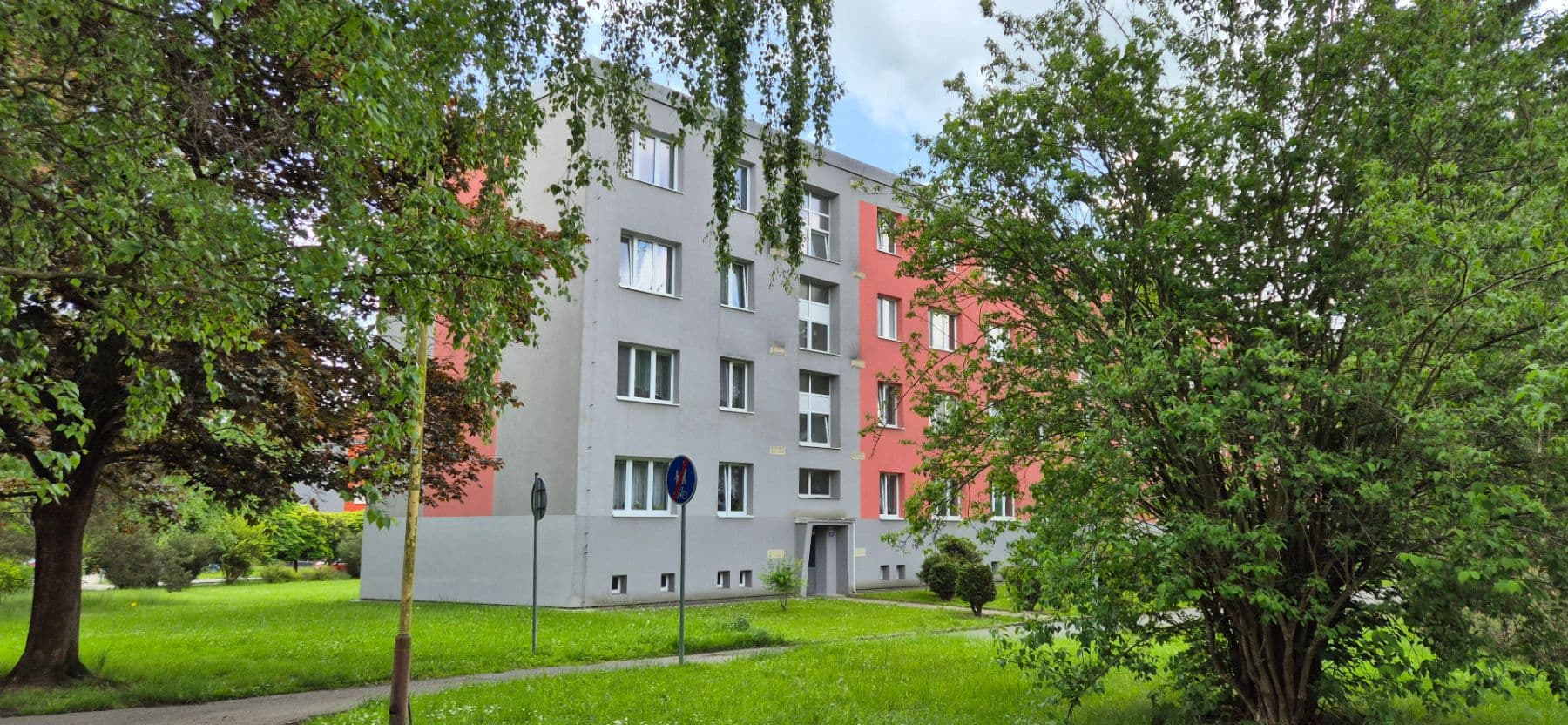 Prenájom bytu 1-izbový 50 m², Antonína Sovy, Česká Lípa, Liberecký kraj Prenájom bytu 1-izbový 50 m², Antonína Sovy, Česká Lípa, Liberecký kraj