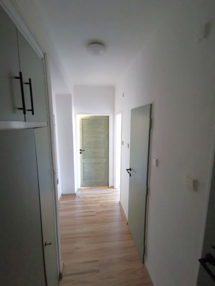 Prenájom bytu 2-izbový 54 m², Dusíkova, Čáslav, Středočeský kraj Prenájom bytu 2-izbový 54 m², Dusíkova, Čáslav, Středočeský kraj