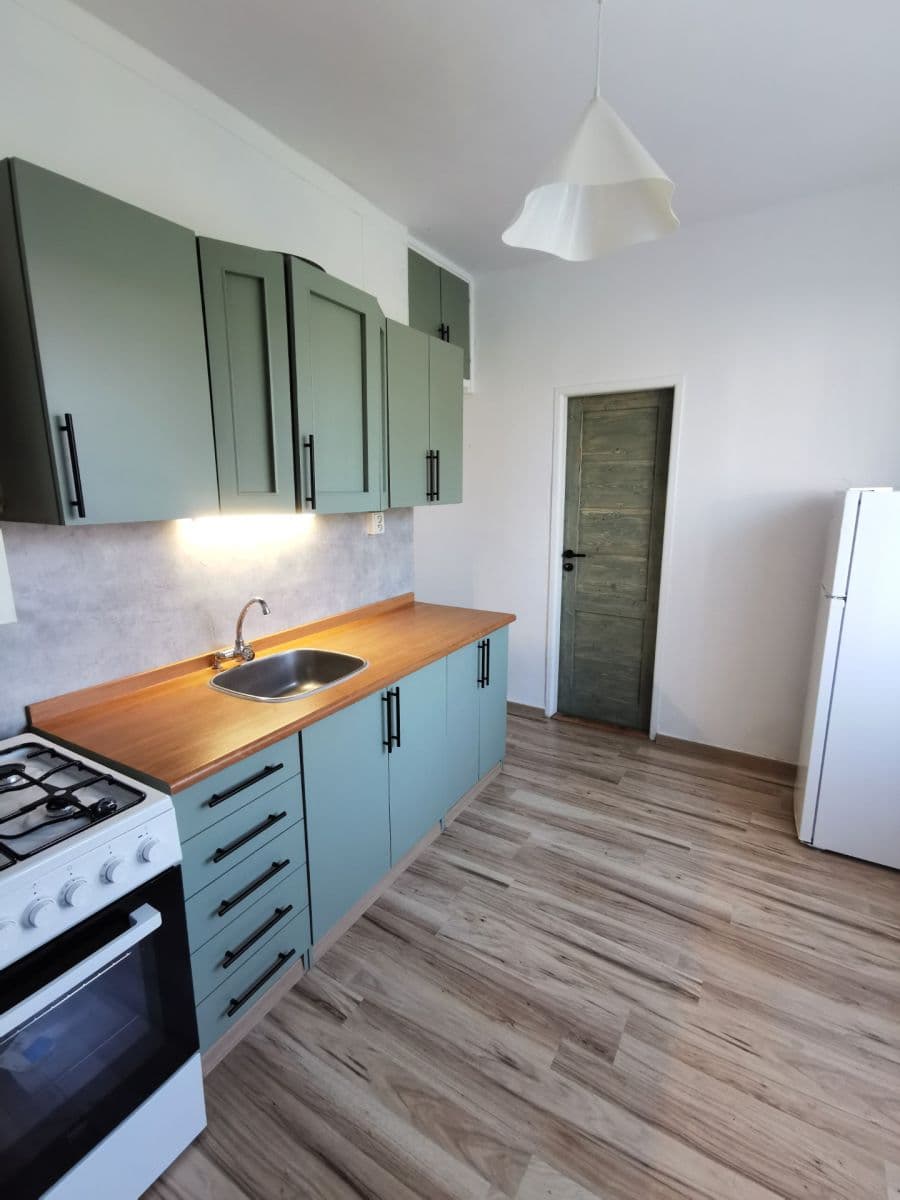 Prenájom bytu 2-izbový 54 m², Dusíkova, Čáslav, Středočeský kraj Prenájom bytu 2-izbový 54 m², Dusíkova, Čáslav, Středočeský kraj