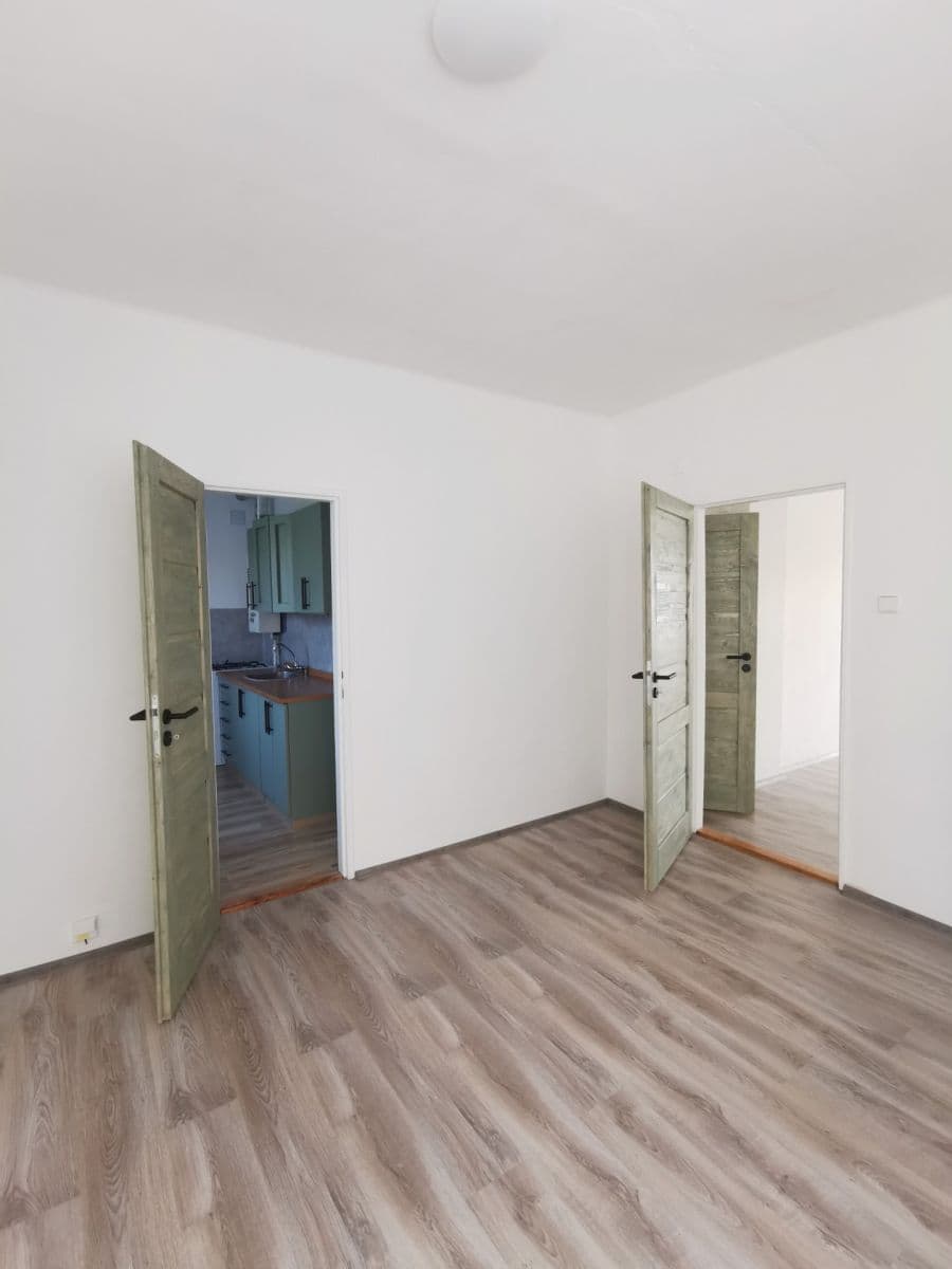 Prenájom bytu 2-izbový 54 m², Dusíkova, Čáslav, Středočeský kraj Prenájom bytu 2-izbový 54 m², Dusíkova, Čáslav, Středočeský kraj