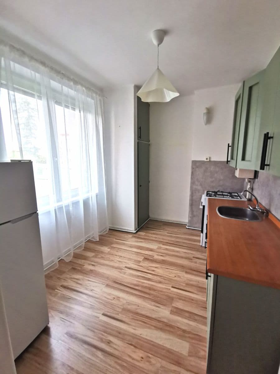 Prenájom bytu 2-izbový 54 m², Dusíkova, Čáslav, Středočeský kraj Prenájom bytu 2-izbový 54 m², Dusíkova, Čáslav, Středočeský kraj