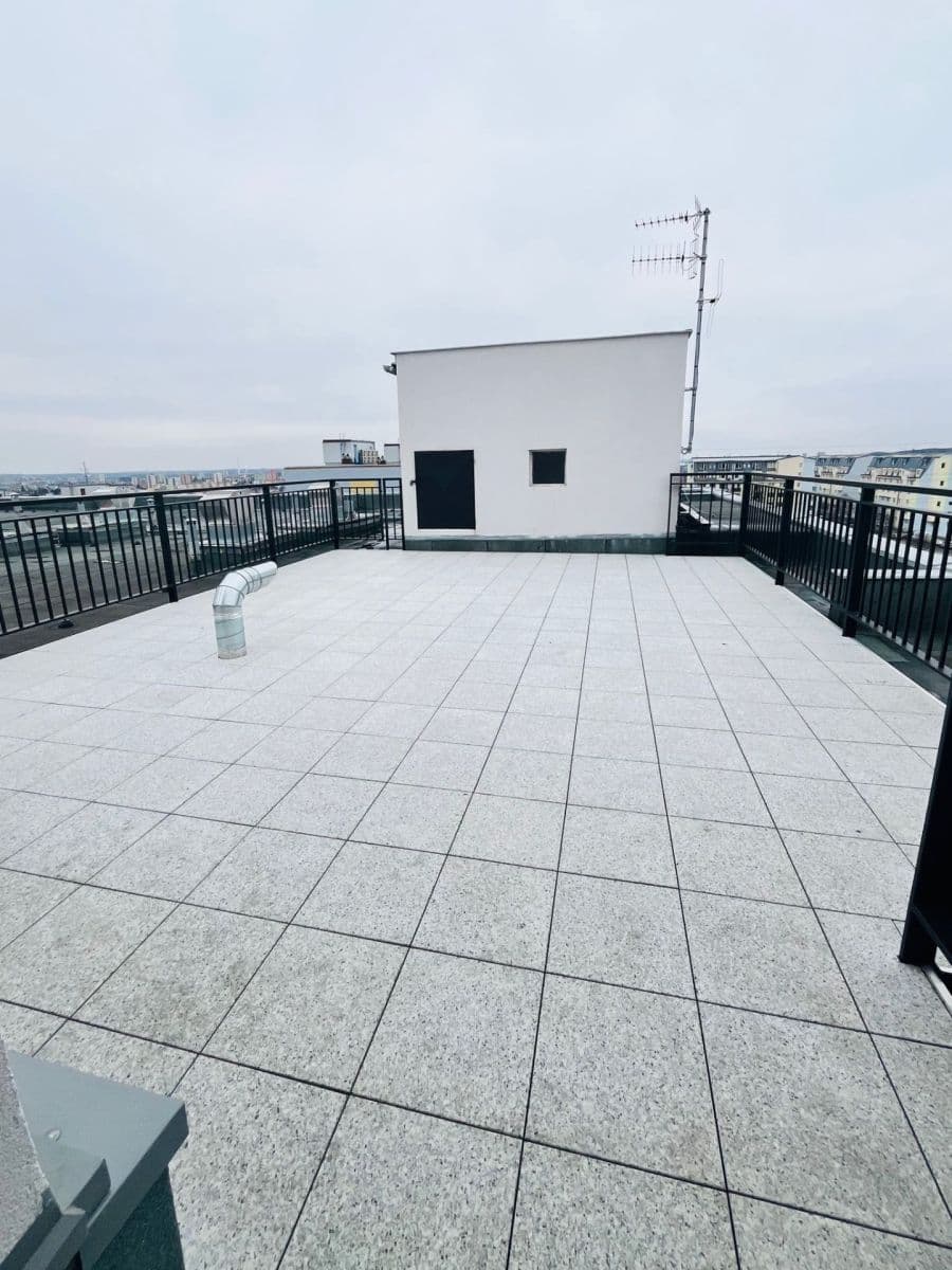 Prenájom bytu 1-izbový 23 m², Čenětická, Praha, Praha Prenájom bytu 1-izbový 23 m², Čenětická, Praha, Praha
