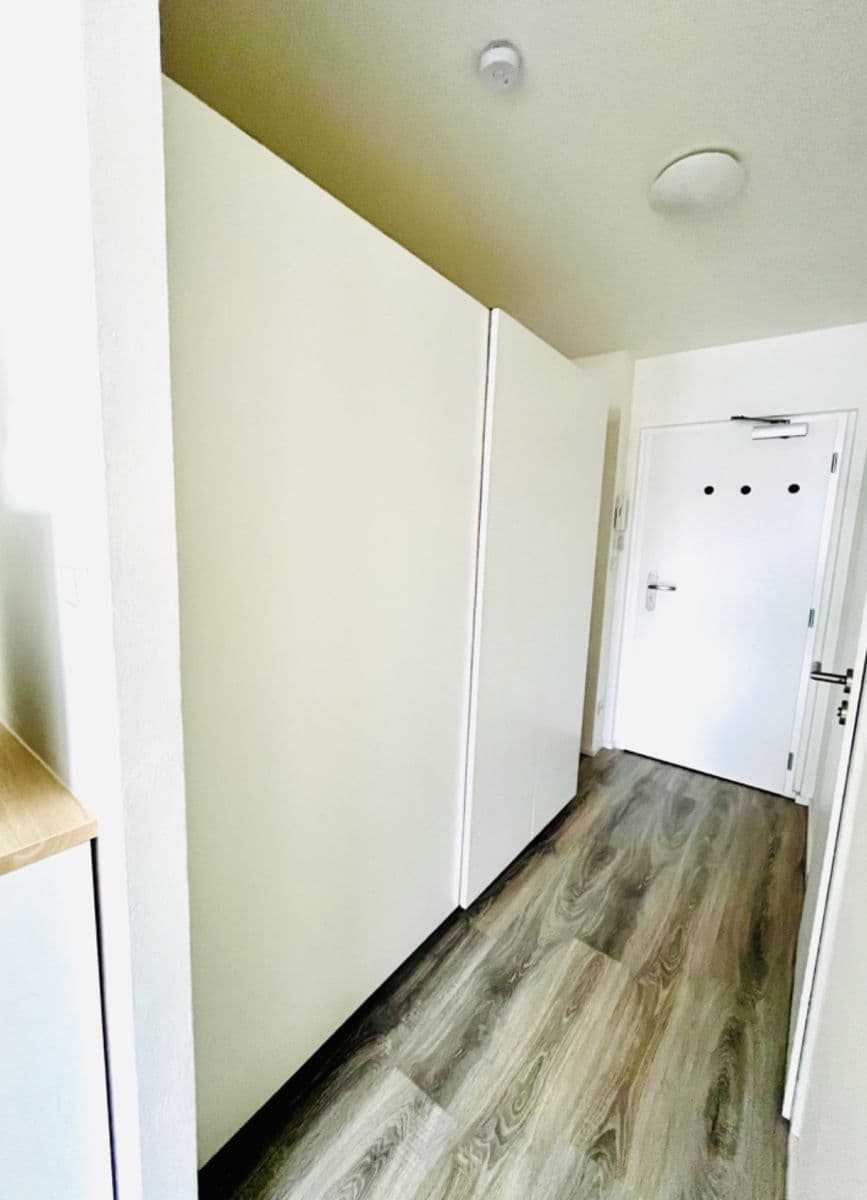 Prenájom bytu 1-izbový 23 m², Čenětická, Praha, Praha Prenájom bytu 1-izbový 23 m², Čenětická, Praha, Praha