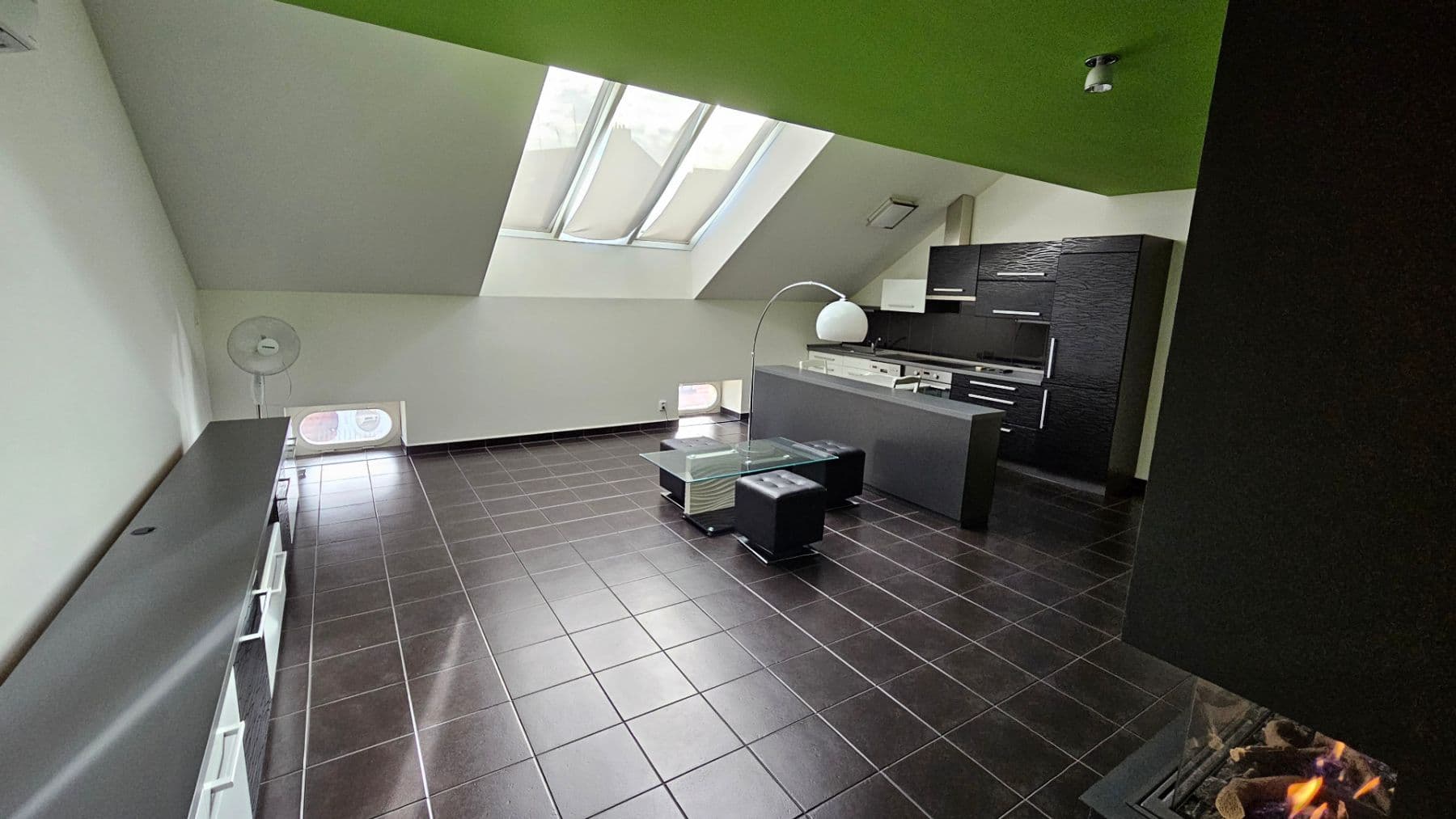 Prenájom bytu 2-izbový 82 m², Myslíkova, Praha, Praha Prenájom bytu 2-izbový 82 m², Myslíkova, Praha, Praha