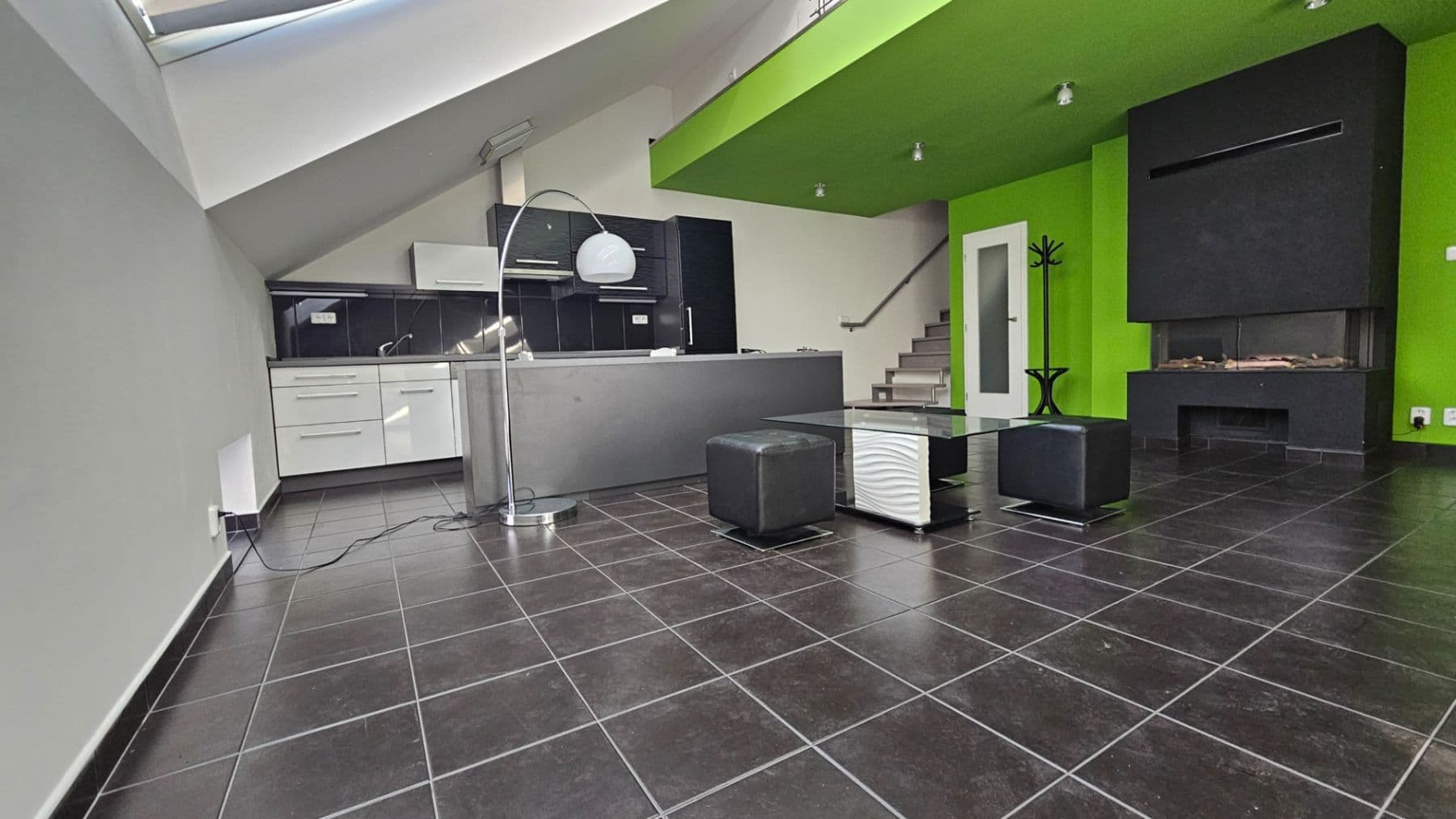 Prenájom bytu 2-izbový 82 m², Myslíkova, Praha, Praha Prenájom bytu 2-izbový 82 m², Myslíkova, Praha, Praha