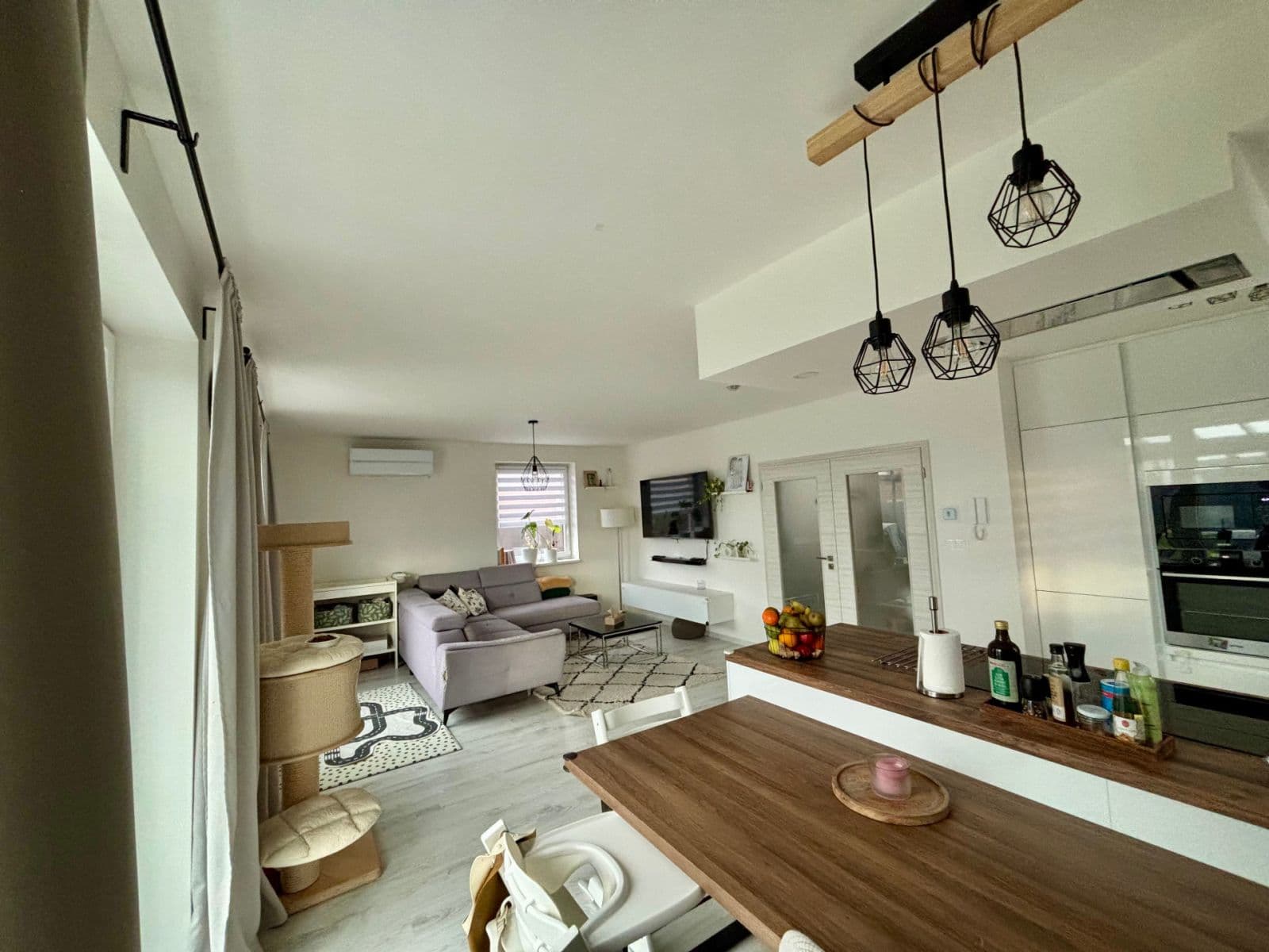 Predaj domu 137 m², pozemek 472 m², Modřínová, Zlonín, Středočeský kraj Predaj domu 137 m², pozemek 472 m², Modřínová, Zlonín, Středočeský kraj