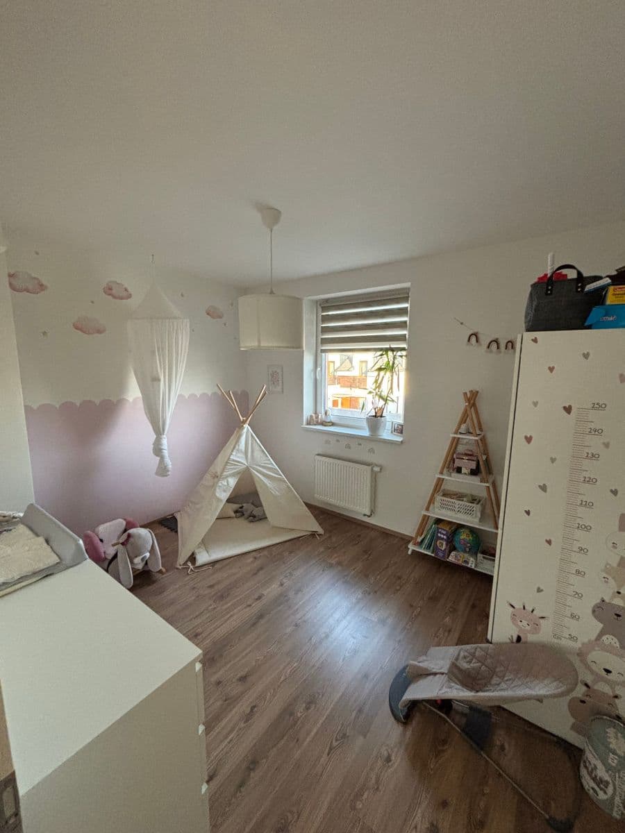 Predaj domu 137 m², pozemek 472 m², Modřínová, Zlonín, Středočeský kraj Predaj domu 137 m², pozemek 472 m², Modřínová, Zlonín, Středočeský kraj