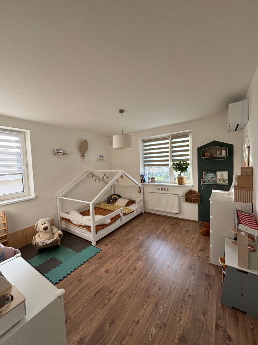 Predaj domu 137 m², pozemek 472 m², Modřínová, Zlonín, Středočeský kraj Predaj domu 137 m², pozemek 472 m², Modřínová, Zlonín, Středočeský kraj