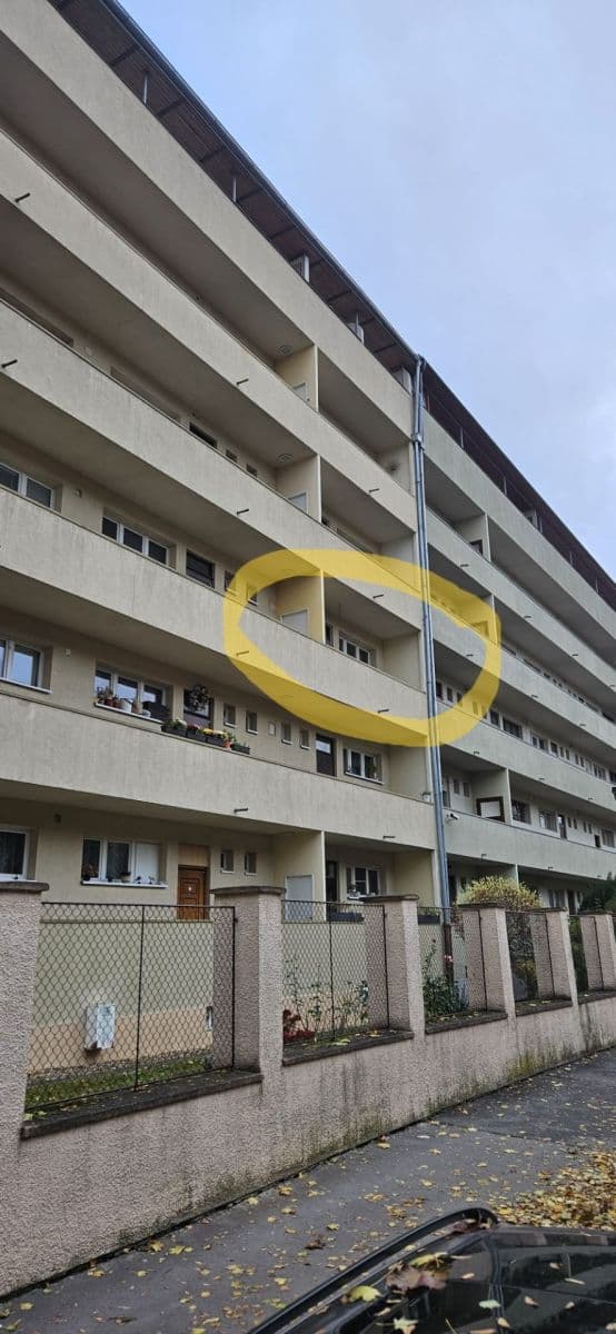 Prenájom bytu 2-izbový 45 m², Humpolecká, Praha, Praha Prenájom bytu 2-izbový 45 m², Humpolecká, Praha, Praha