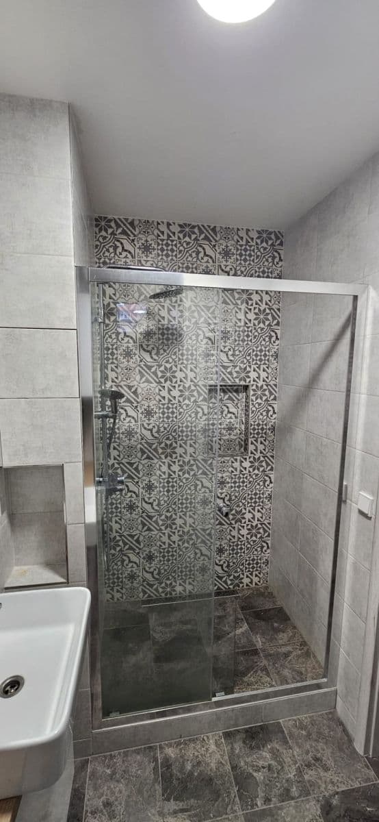 Prenájom bytu 2-izbový 45 m², Humpolecká, Praha, Praha Prenájom bytu 2-izbový 45 m², Humpolecká, Praha, Praha