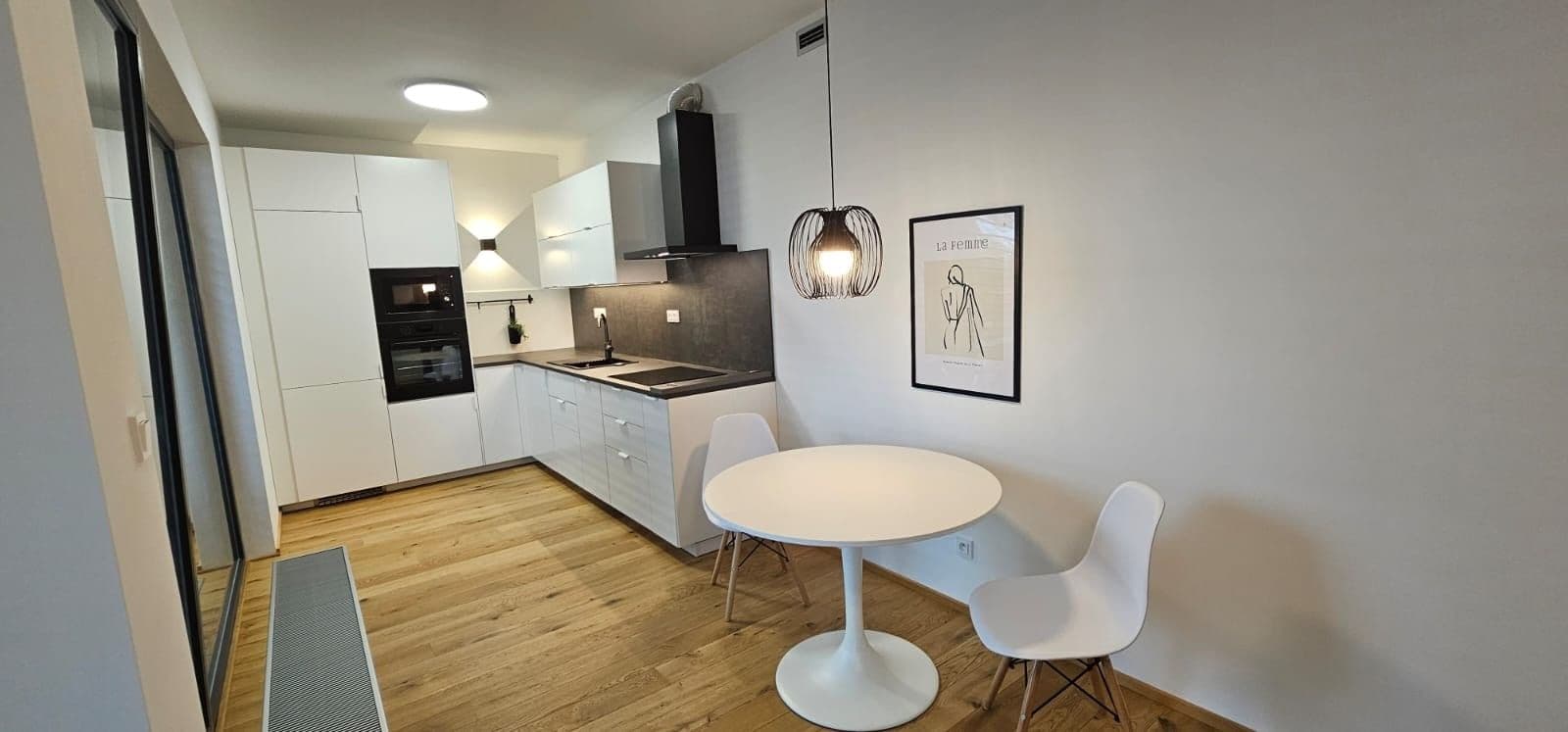 Prenájom bytu 2-izbový 72 m², Sokolova, Praha, Praha Prenájom bytu 2-izbový 72 m², Sokolova, Praha, Praha