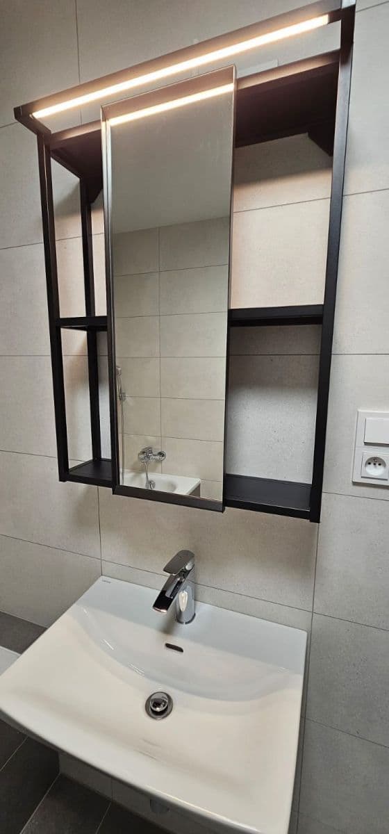 Prenájom bytu 2-izbový 72 m², Sokolova, Praha, Praha Prenájom bytu 2-izbový 72 m², Sokolova, Praha, Praha