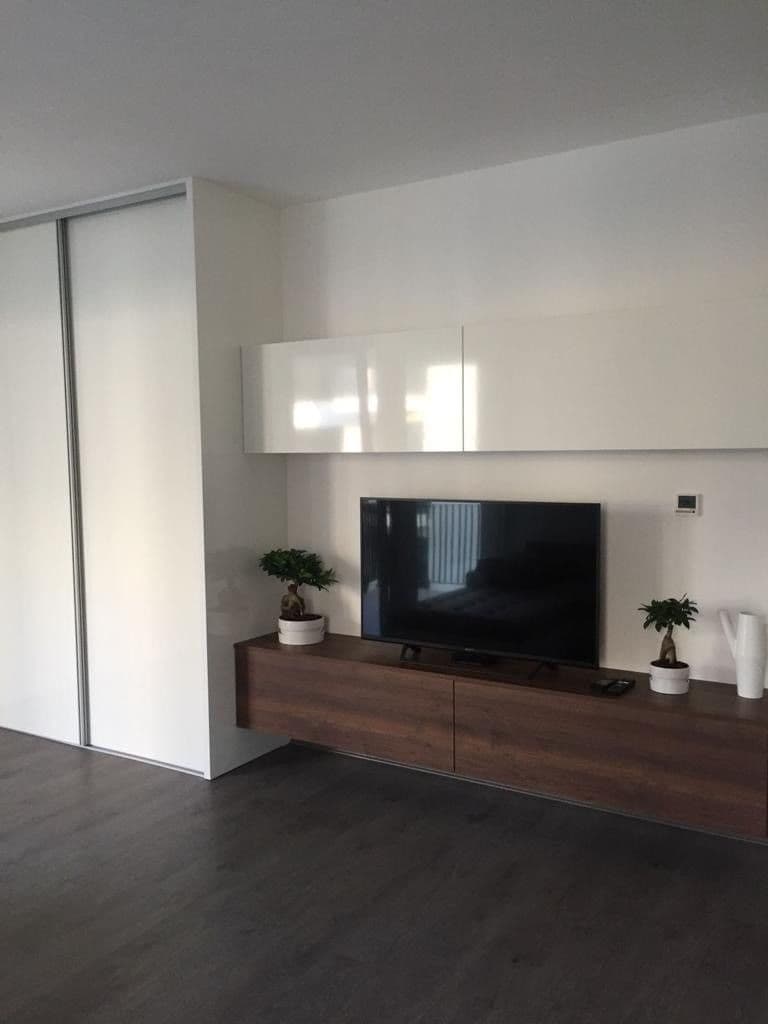 Prenájom bytu 1-izbový 45 m², Karpatská, Trenčín, Trenčiansky kraj Prenájom bytu 1-izbový 45 m², Karpatská, Trenčín, Trenčiansky kraj