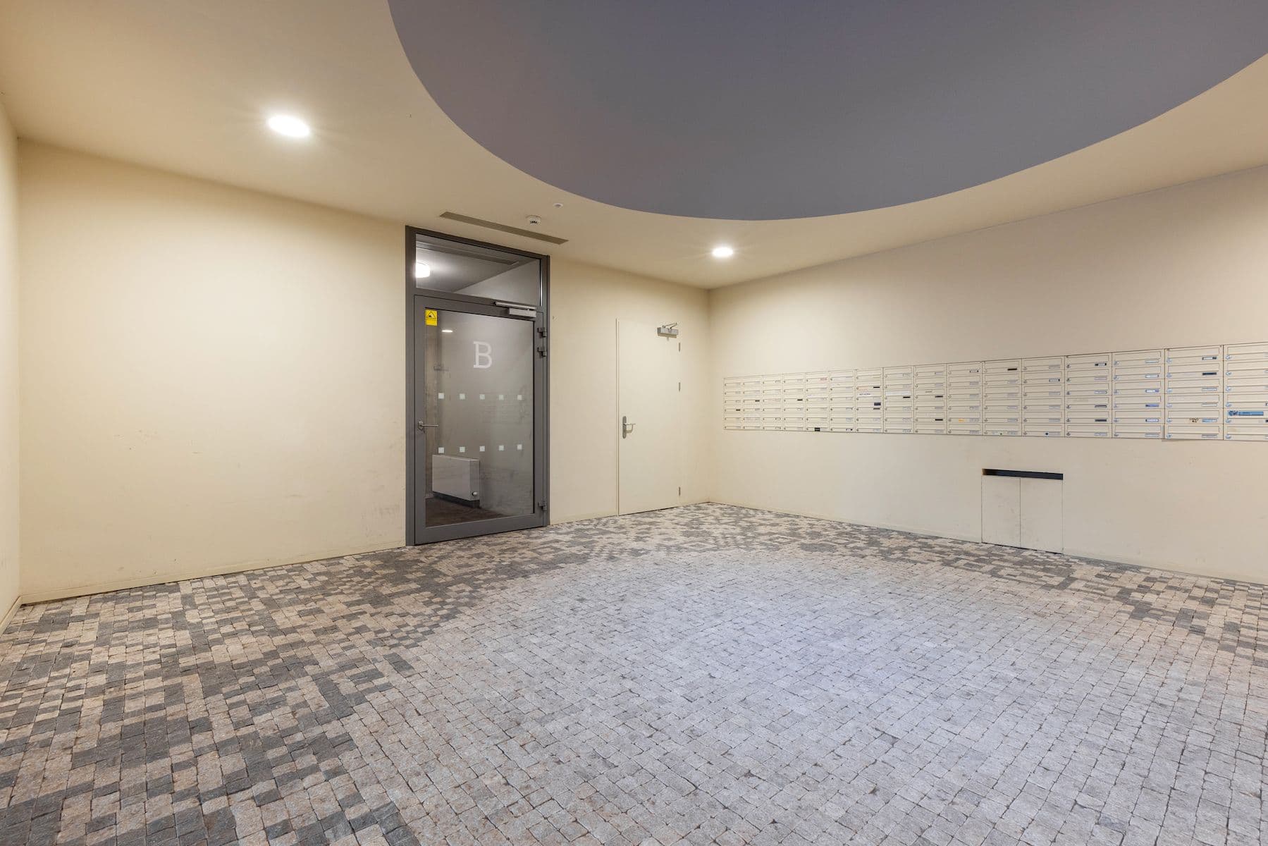 Predaj bytu 3-izbový 56 m², Hlaváčkova, Praha, Praha Predaj bytu 3-izbový 56 m², Hlaváčkova, Praha, Praha