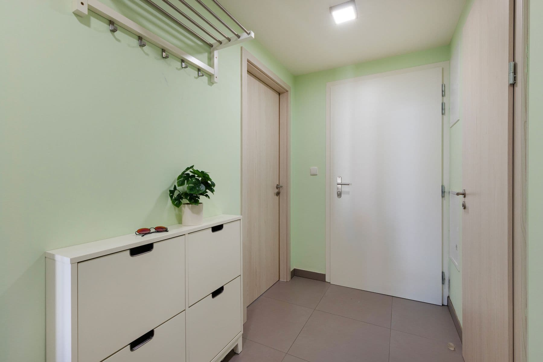 Predaj bytu 3-izbový 56 m², Hlaváčkova, Praha, Praha Predaj bytu 3-izbový 56 m², Hlaváčkova, Praha, Praha