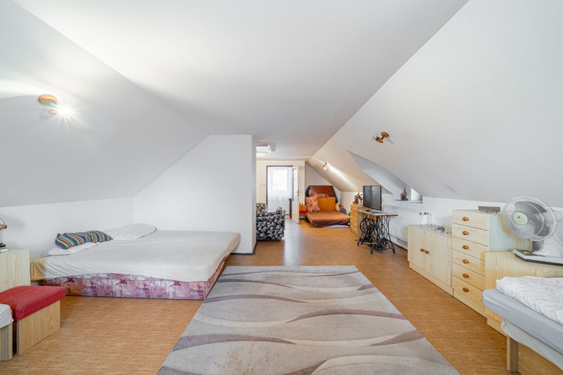 Predaj domu 110 m², pozemek 350 m², Petra Jilemnického, Čelákovice, Středočeský kraj Predaj domu 110 m², pozemek 350 m², Petra Jilemnického, Čelákovice, Středočeský kraj