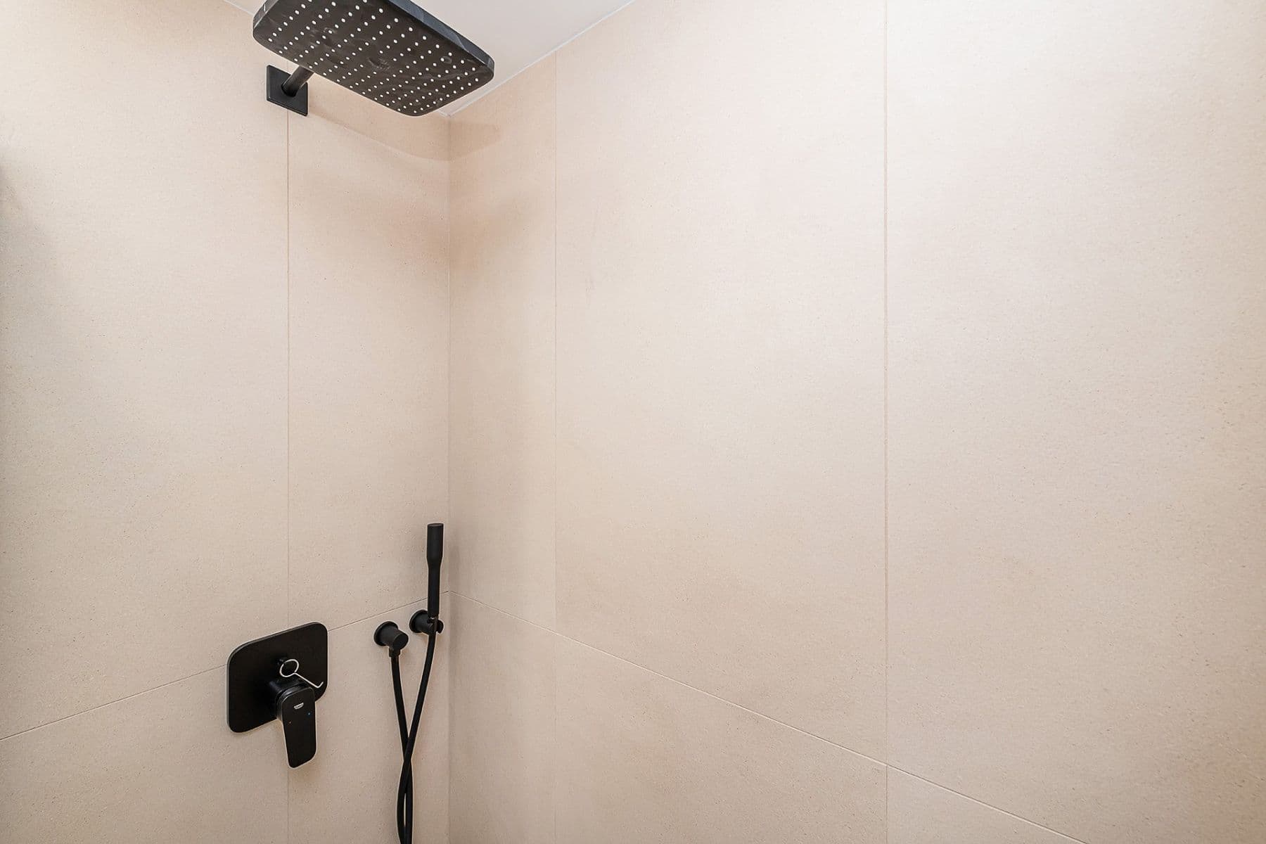 Predaj bytu 3-izbový 53 m², Buková, Praha, Praha Predaj bytu 3-izbový 53 m², Buková, Praha, Praha