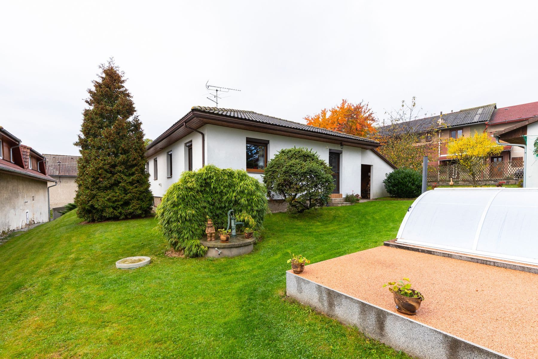 Predaj domu 92 m², pozemek 1.453 m², Benešov, Středočeský kraj Predaj domu 92 m², pozemek 1.453 m², Benešov, Středočeský kraj