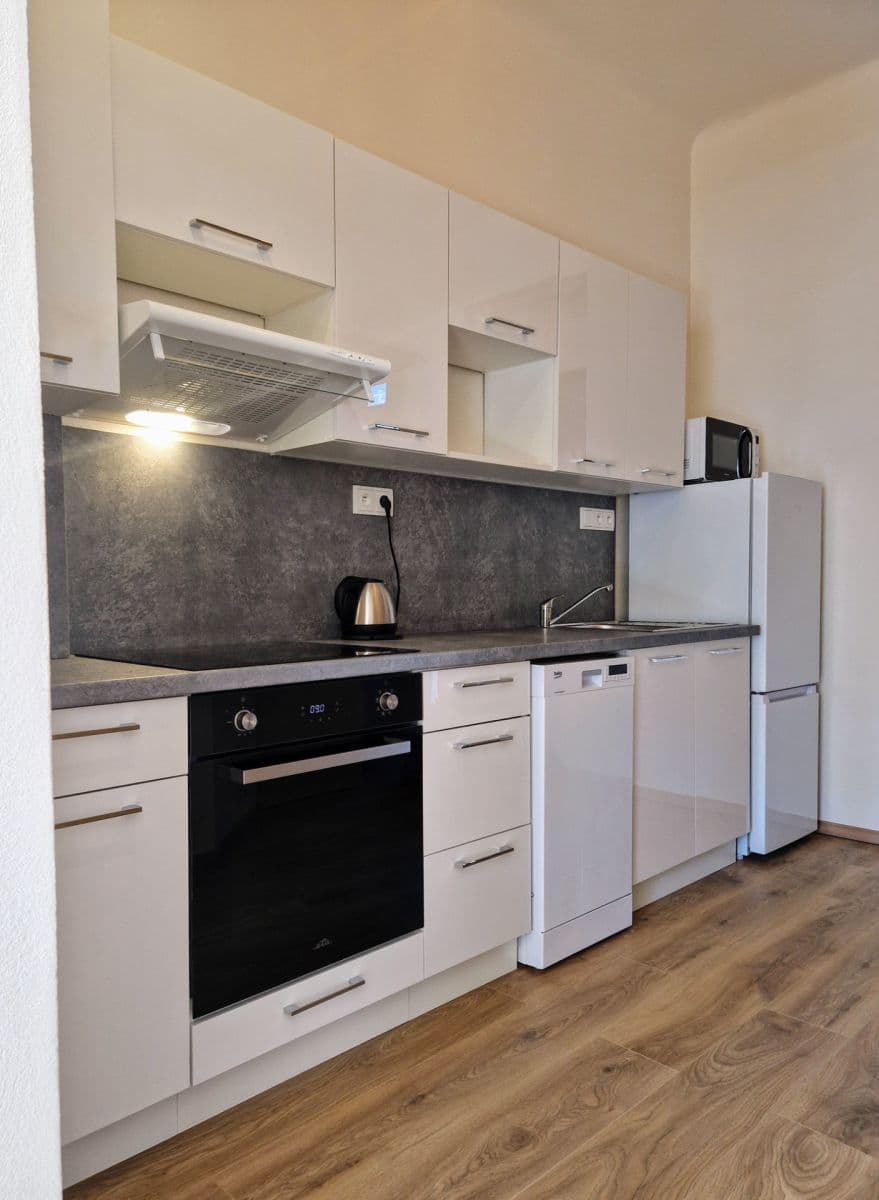 Prenájom bytu 2-izbový 56 m², Taussigova, Brno, Jihomoravský kraj Prenájom bytu 2-izbový 56 m², Taussigova, Brno, Jihomoravský kraj