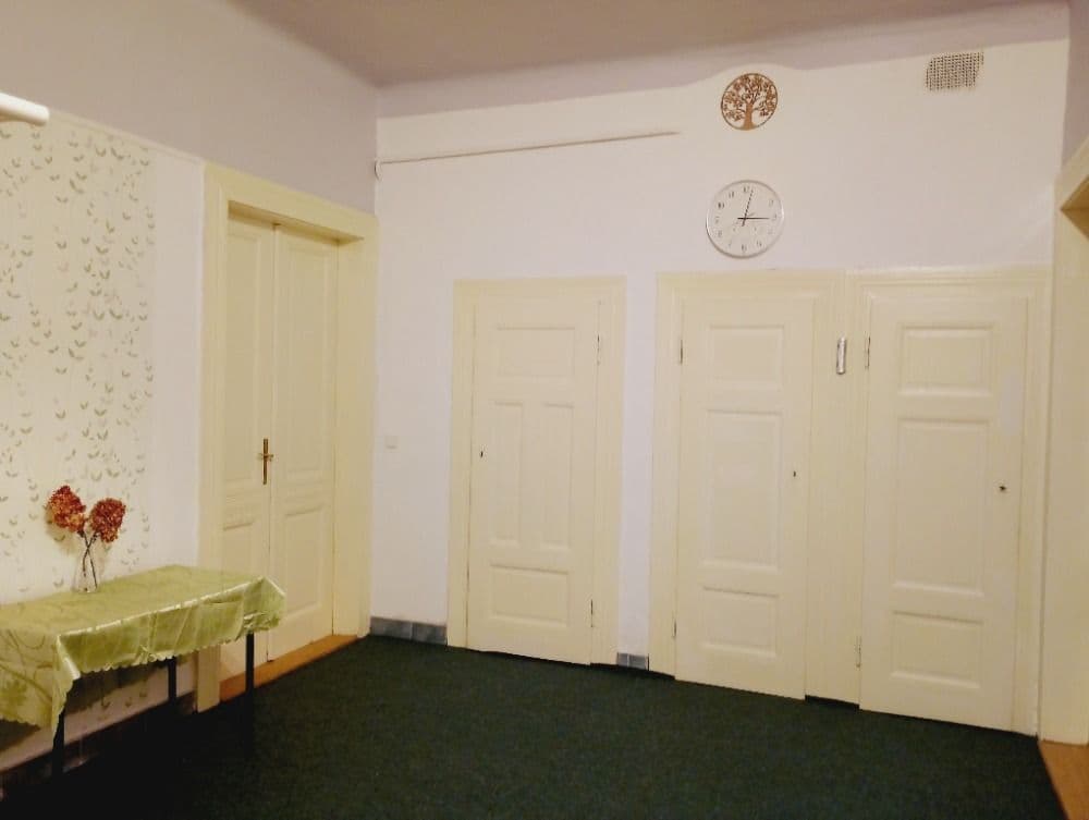 Prenájom bytu 3-izbový 114 m², Husitská, Praha, Praha Prenájom bytu 3-izbový 114 m², Husitská, Praha, Praha