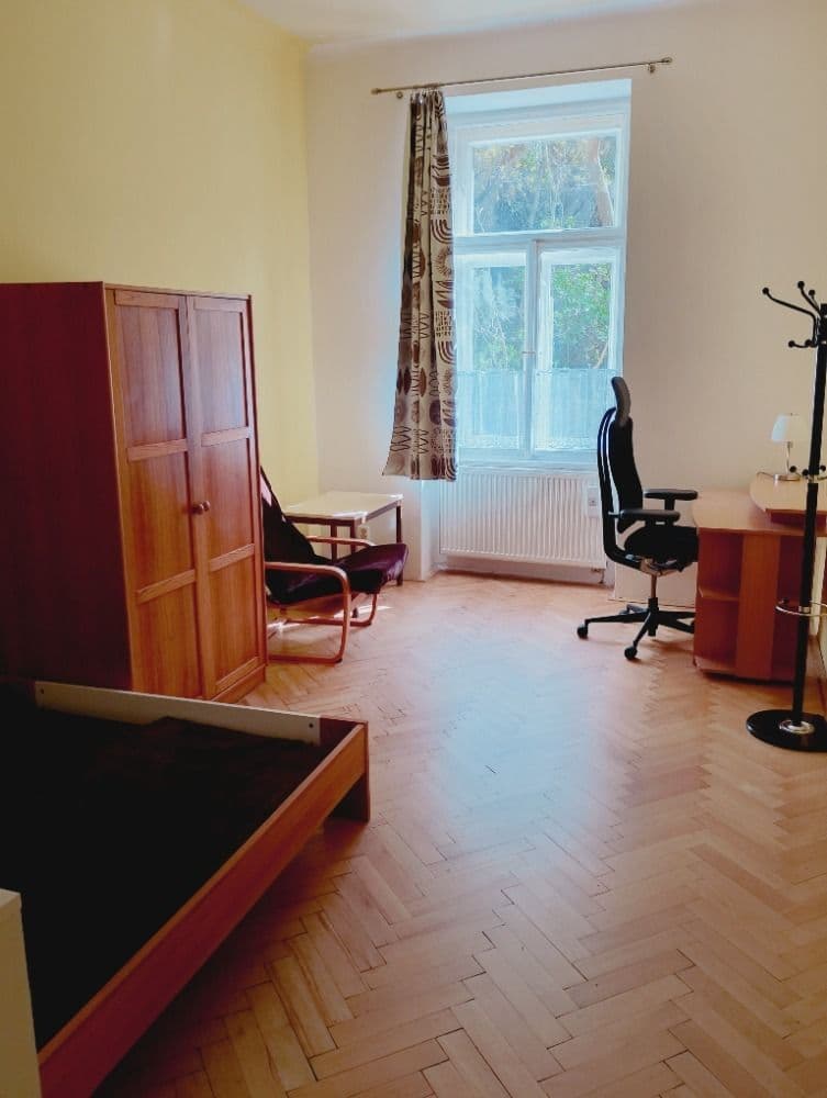 Prenájom bytu 3-izbový 114 m², Husitská, Praha, Praha Prenájom bytu 3-izbový 114 m², Husitská, Praha, Praha