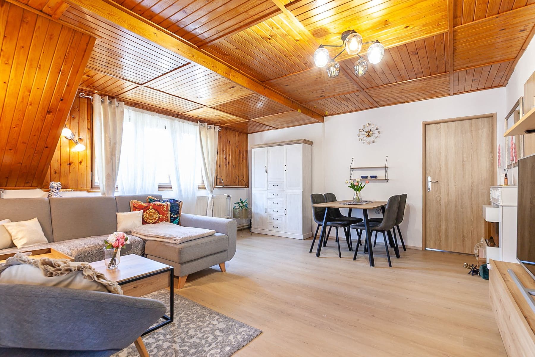 Predaj domu 220 m², pozemek 1.945 m², Hejnice, Liberecký kraj Predaj domu 220 m², pozemek 1.945 m², Hejnice, Liberecký kraj