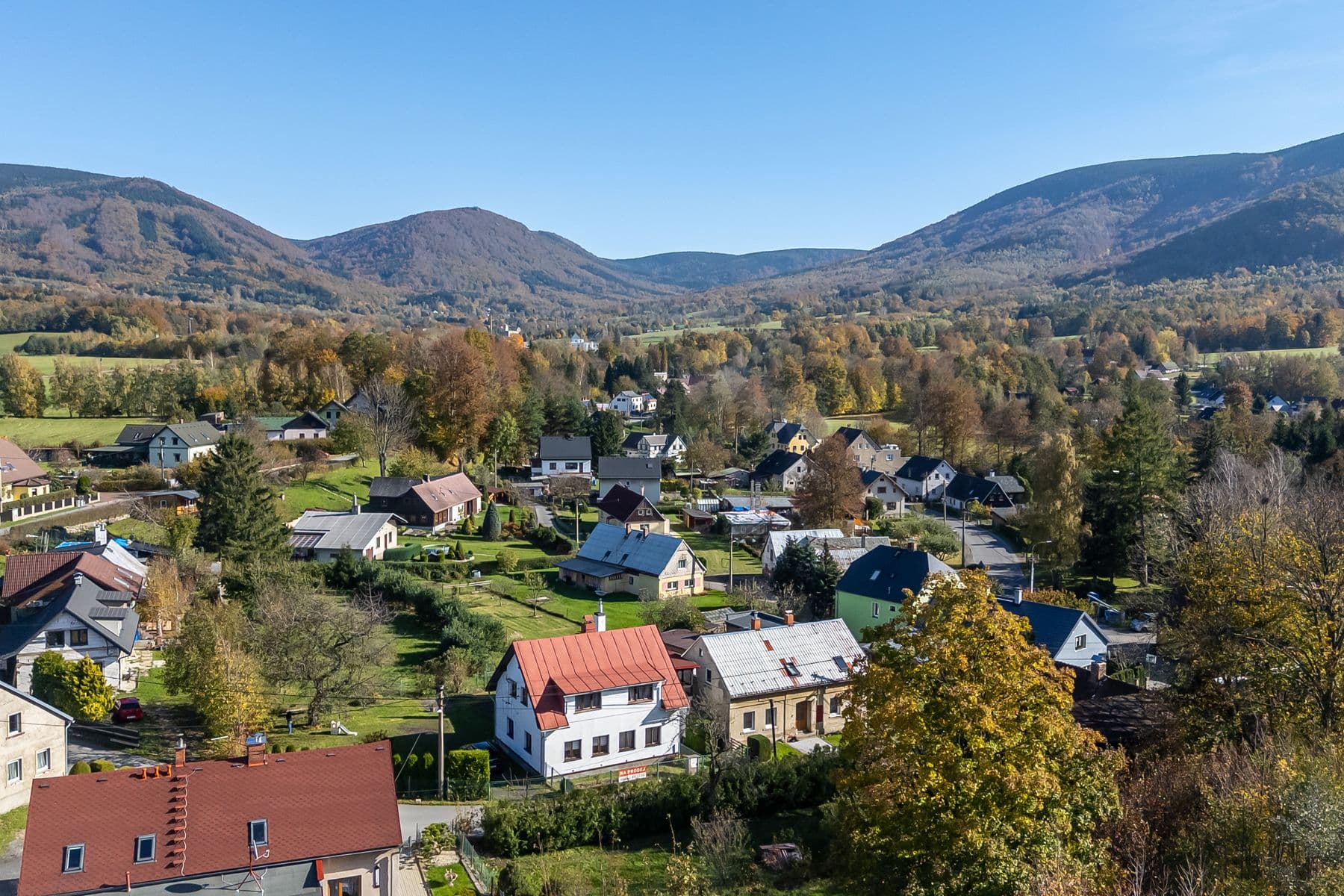 Predaj domu 220 m², pozemek 1.945 m², Hejnice, Liberecký kraj Predaj domu 220 m², pozemek 1.945 m², Hejnice, Liberecký kraj