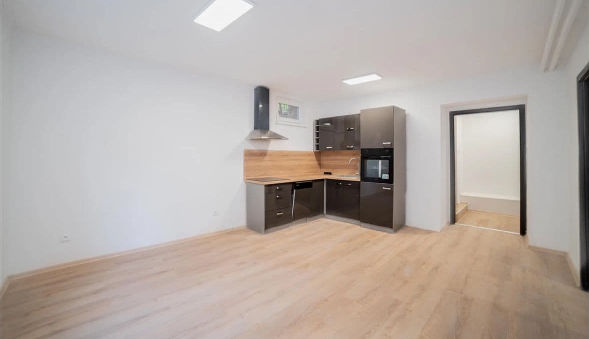 Prenájom bytu 2-izbový 56 m², Bezručova, Ústí nad Labem, Ústecký kraj Prenájom bytu 2-izbový 56 m², Bezručova, Ústí nad Labem, Ústecký kraj