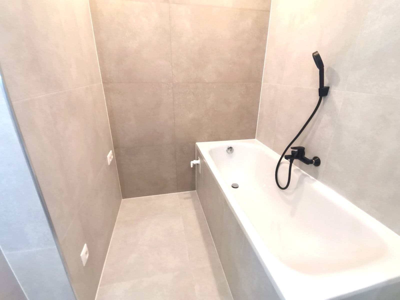 Predaj bytu 3-izbový 72 m², Poznaňská, Praha, Praha Predaj bytu 3-izbový 72 m², Poznaňská, Praha, Praha