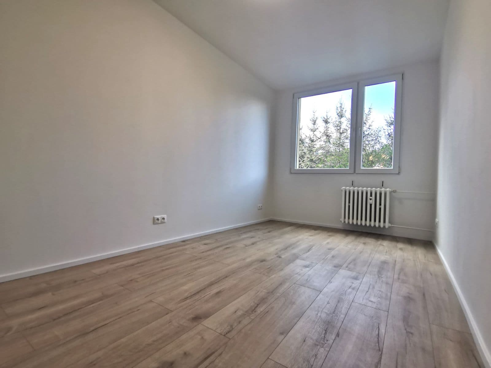 Predaj bytu 3-izbový 72 m², Poznaňská, Praha, Praha Predaj bytu 3-izbový 72 m², Poznaňská, Praha, Praha
