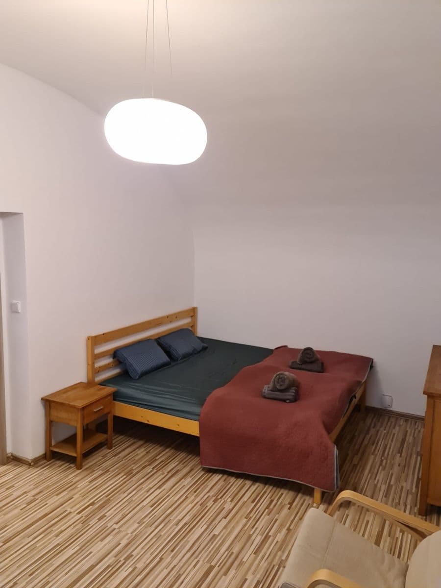 Prenájom bytu 2-izbový 40 m², Drtinova, Praha, Praha Prenájom bytu 2-izbový 40 m², Drtinova, Praha, Praha