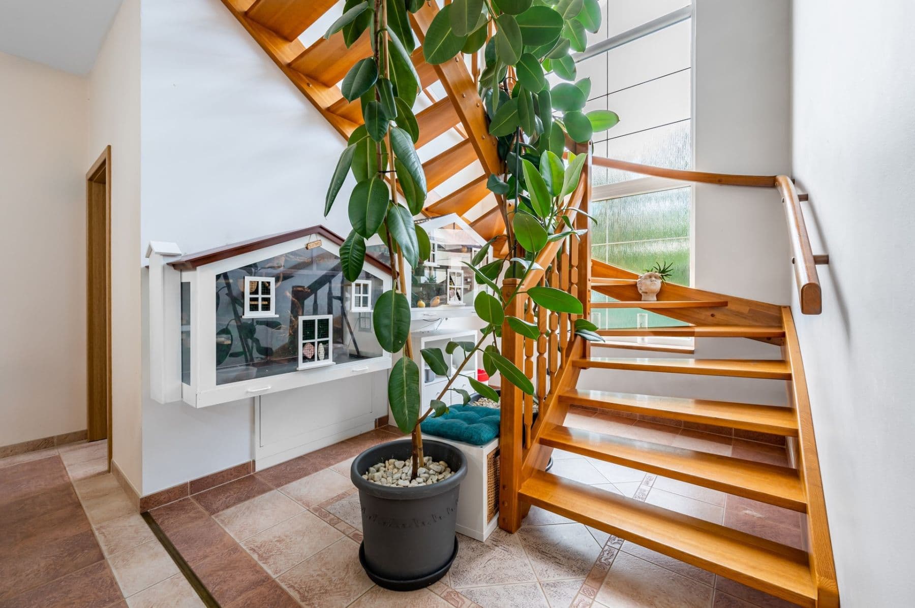 Predaj domu 674 m², pozemek 1.567 m², Vrcha II, Divišov, Středočeský kraj Predaj domu 674 m², pozemek 1.567 m², Vrcha II, Divišov, Středočeský kraj