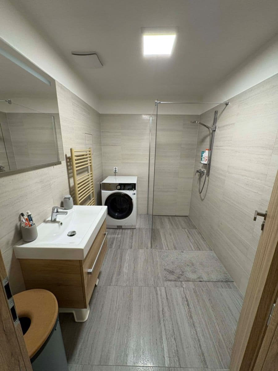 Predaj bytu 3-izbový 95 m², Souběžná, Kralupy nad Vltavou, Středočeský kraj Predaj bytu 3-izbový 95 m², Souběžná, Kralupy nad Vltavou, Středočeský kraj