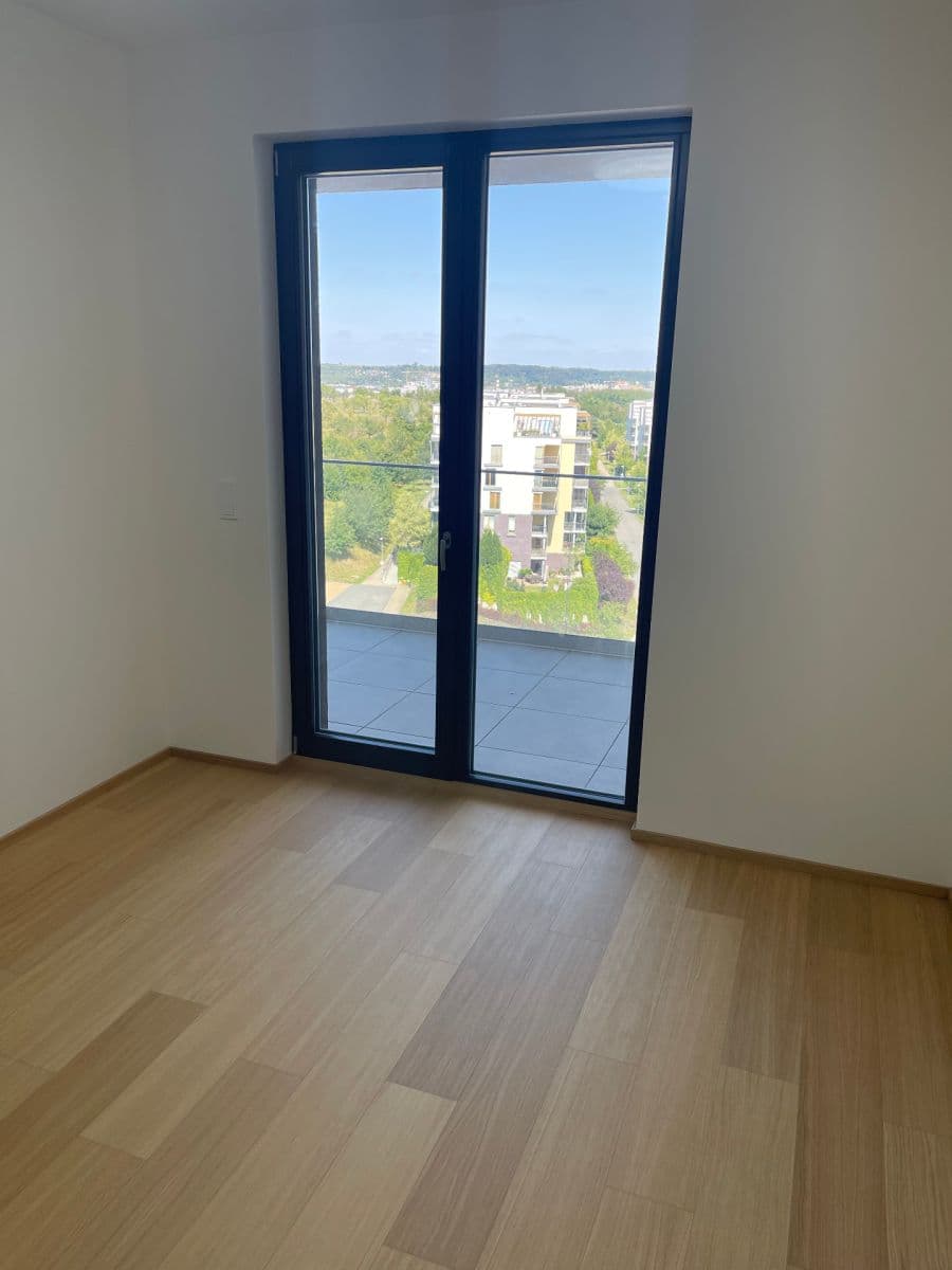 Predaj bytu 3-izbový 80 m², V Třešňovce, Praha, Praha Predaj bytu 3-izbový 80 m², V Třešňovce, Praha, Praha