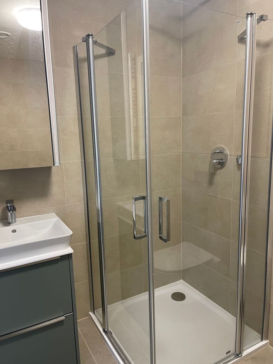 Predaj bytu 3-izbový 80 m², V Třešňovce, Praha, Praha Predaj bytu 3-izbový 80 m², V Třešňovce, Praha, Praha