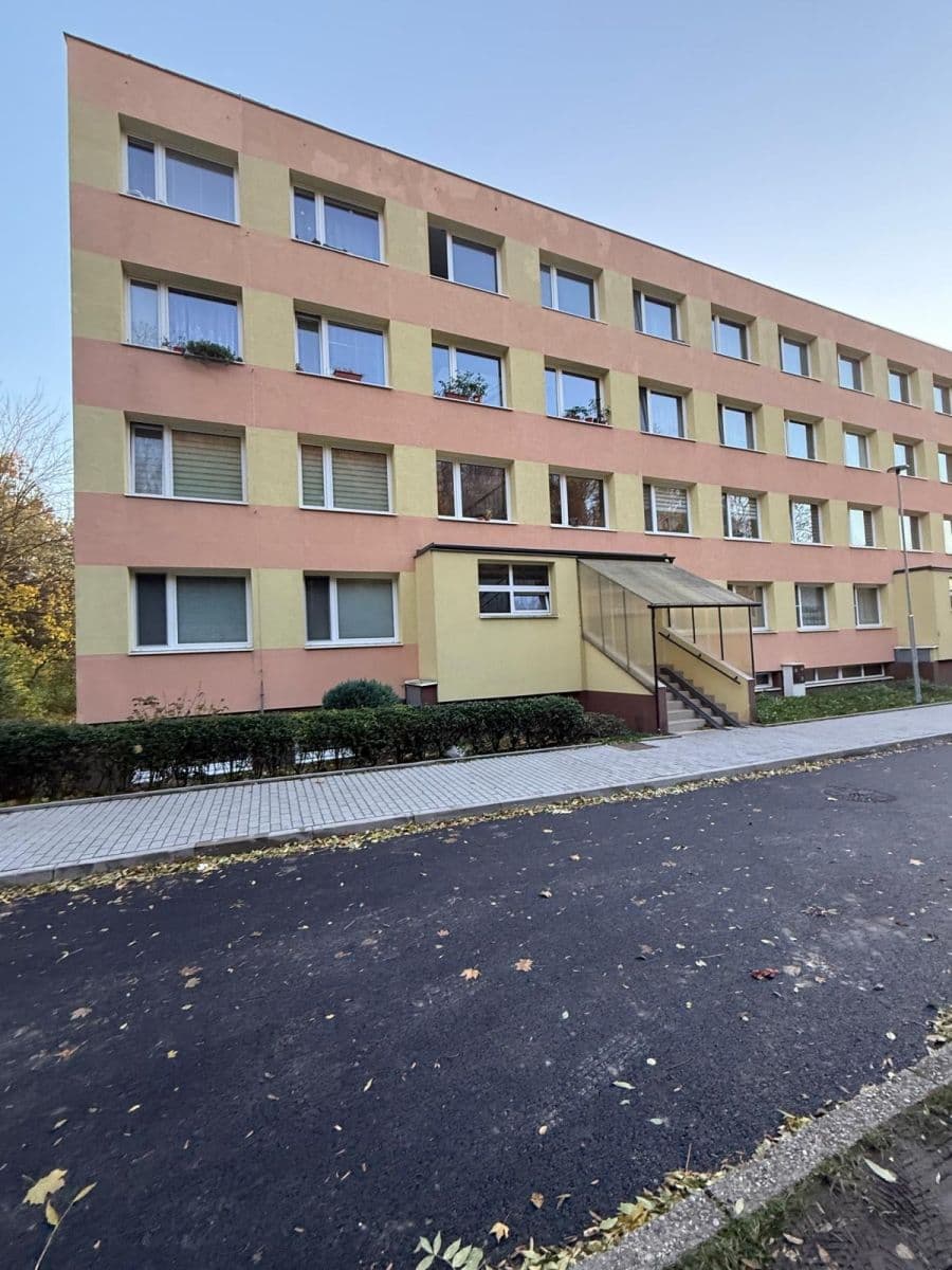 Predaj bytu 1-izbový 37 m², Na Vavřinci, Slaný, Středočeský kraj Predaj bytu 1-izbový 37 m², Na Vavřinci, Slaný, Středočeský kraj