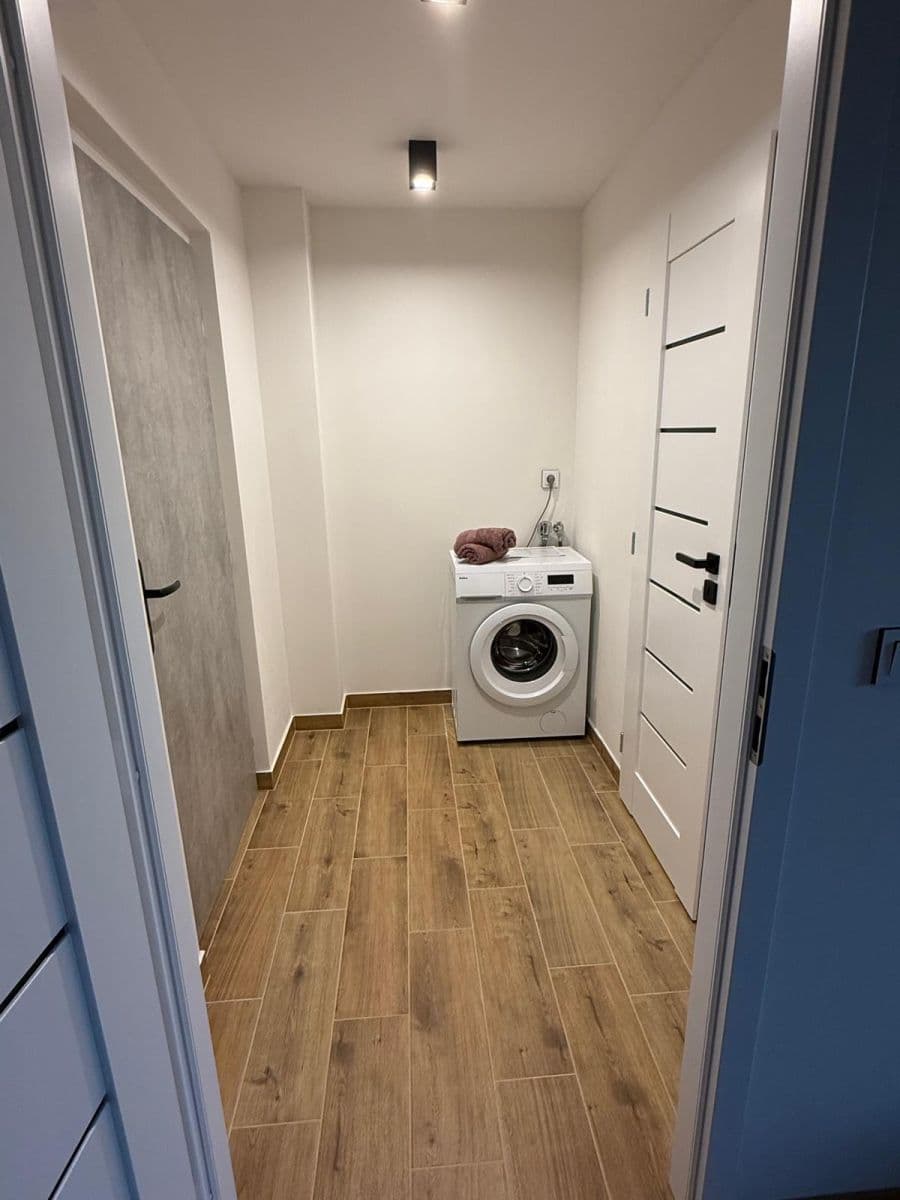 Predaj bytu 1-izbový 37 m², Na Vavřinci, Slaný, Středočeský kraj Predaj bytu 1-izbový 37 m², Na Vavřinci, Slaný, Středočeský kraj