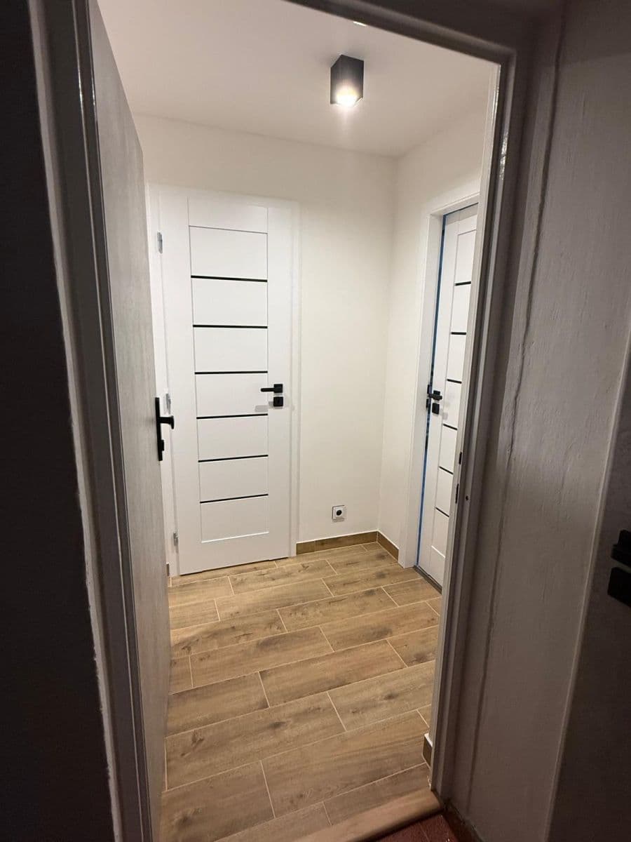 Predaj bytu 1-izbový 37 m², Na Vavřinci, Slaný, Středočeský kraj Predaj bytu 1-izbový 37 m², Na Vavřinci, Slaný, Středočeský kraj