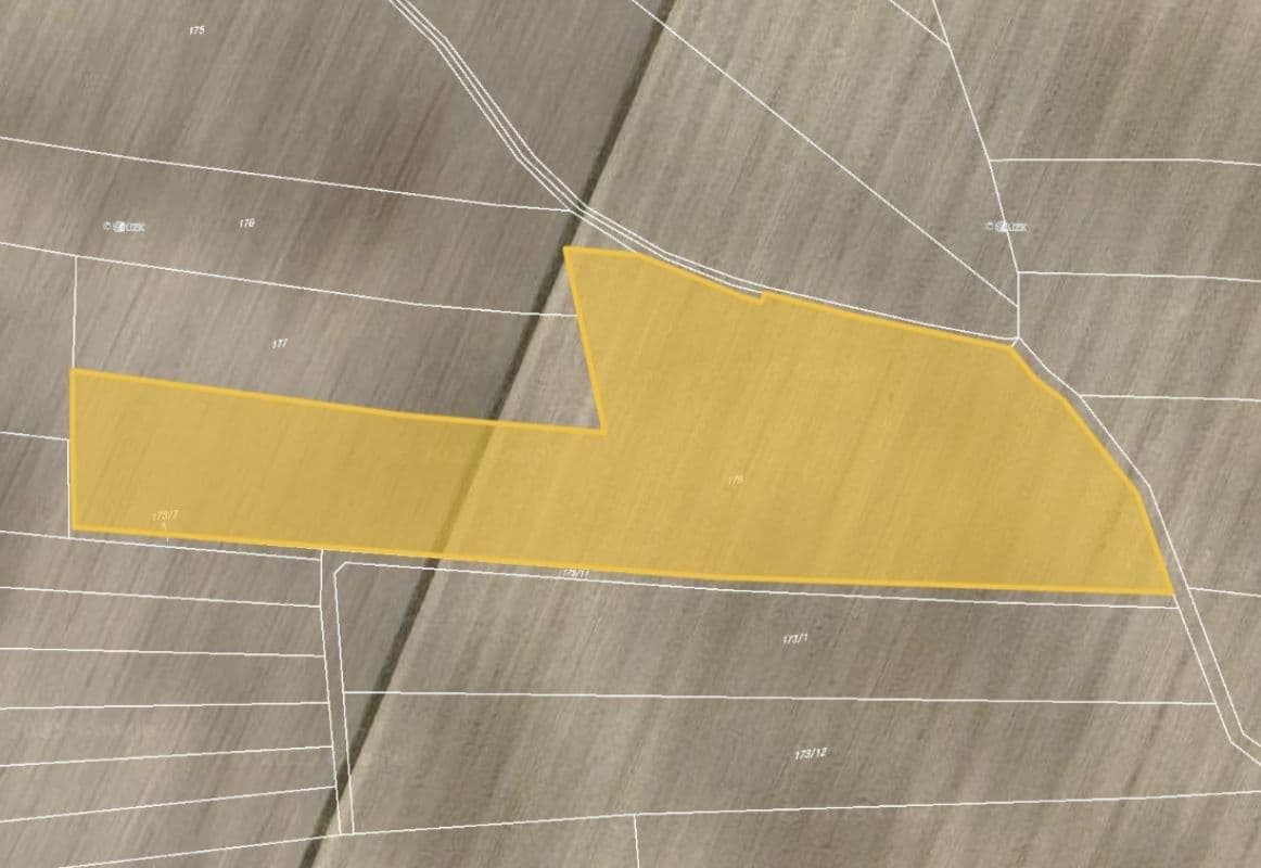 Predaj pozemku 1.766 m², Lovčice, Královéhradecký kraj Predaj pozemku 1.766 m², Lovčice, Královéhradecký kraj