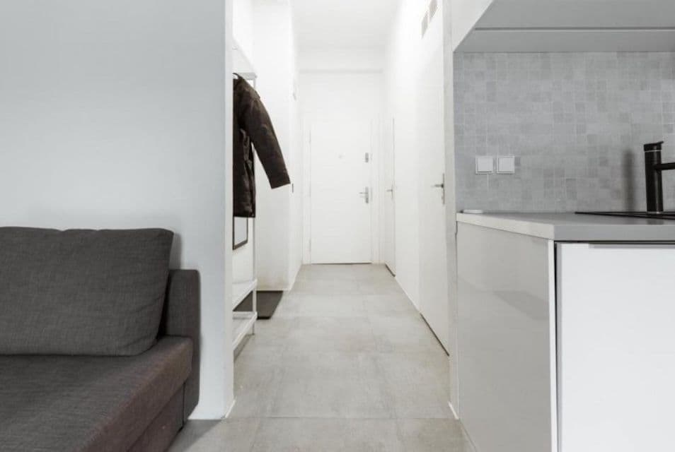 Prenájom bytu 2-izbový 87 m², Holandská, Praha, Praha Prenájom bytu 2-izbový 87 m², Holandská, Praha, Praha