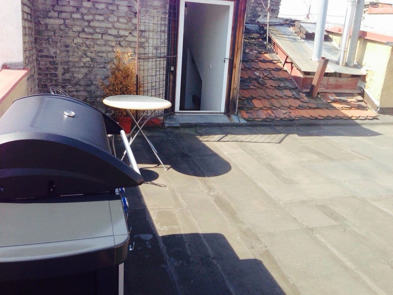 Prenájom bytu 2-izbový 87 m², Holandská, Praha, Praha Prenájom bytu 2-izbový 87 m², Holandská, Praha, Praha