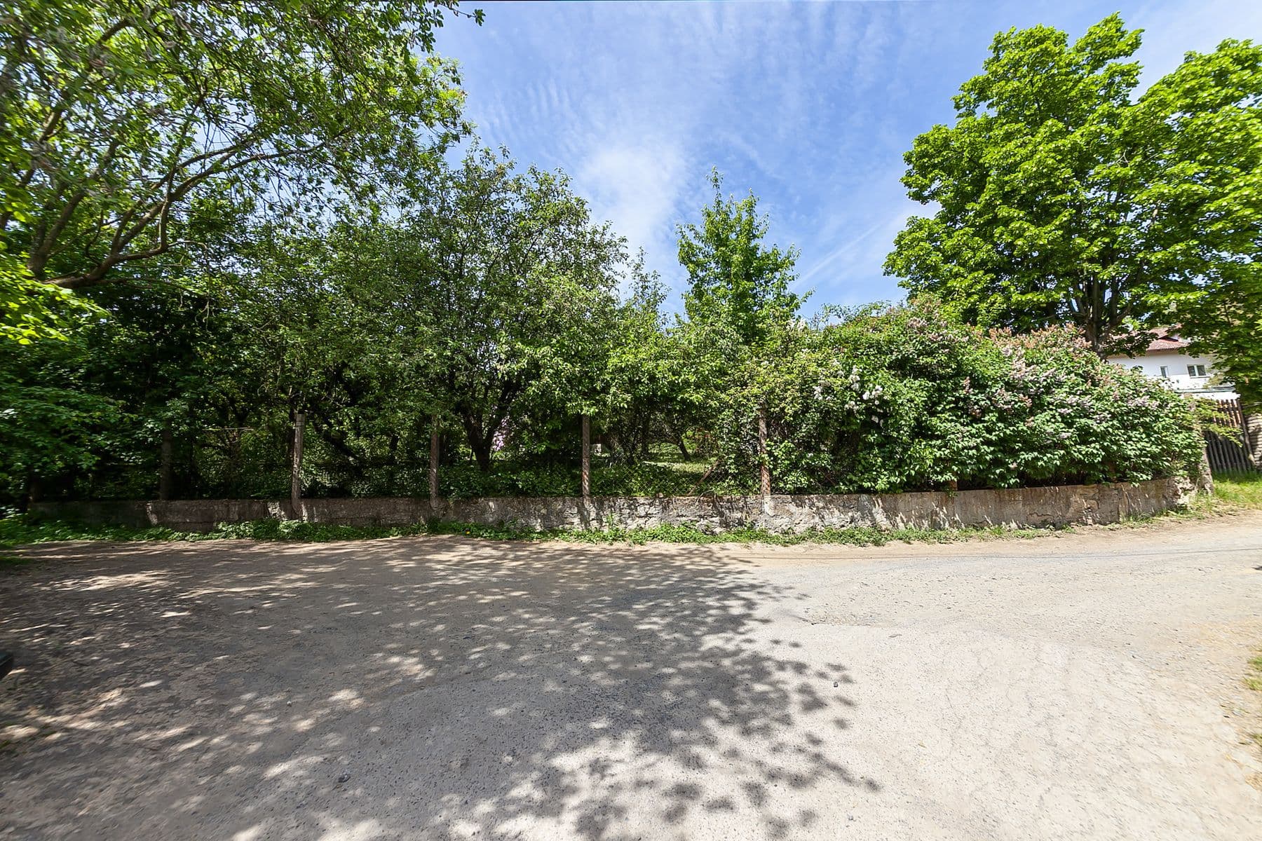 Predaj pozemku 1.552 m², Na Vinicích, Davle, Středočeský kraj Predaj pozemku 1.552 m², Na Vinicích, Davle, Středočeský kraj