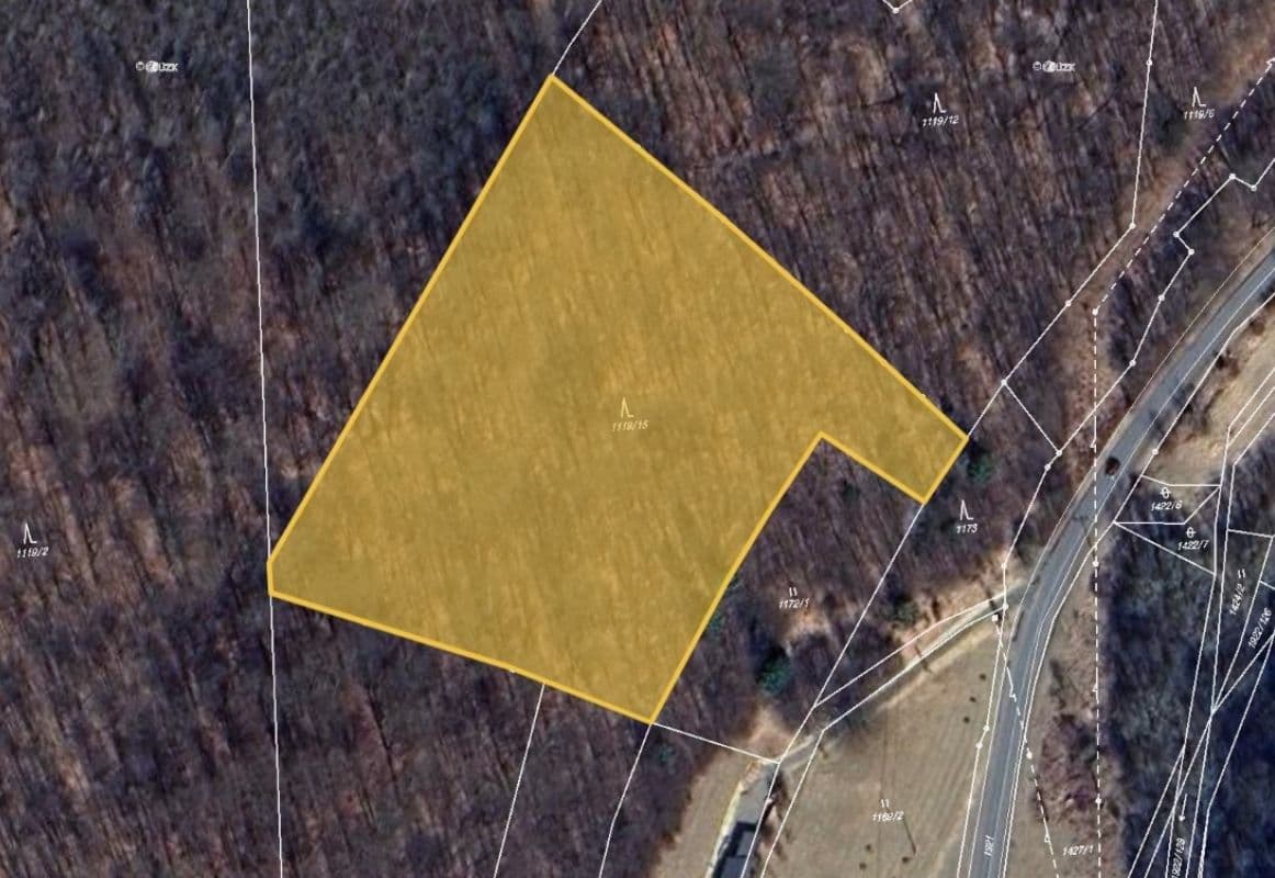 Predaj pozemku 10.836 m², Vsetín, Zlínský kraj Predaj pozemku 10.836 m², Vsetín, Zlínský kraj