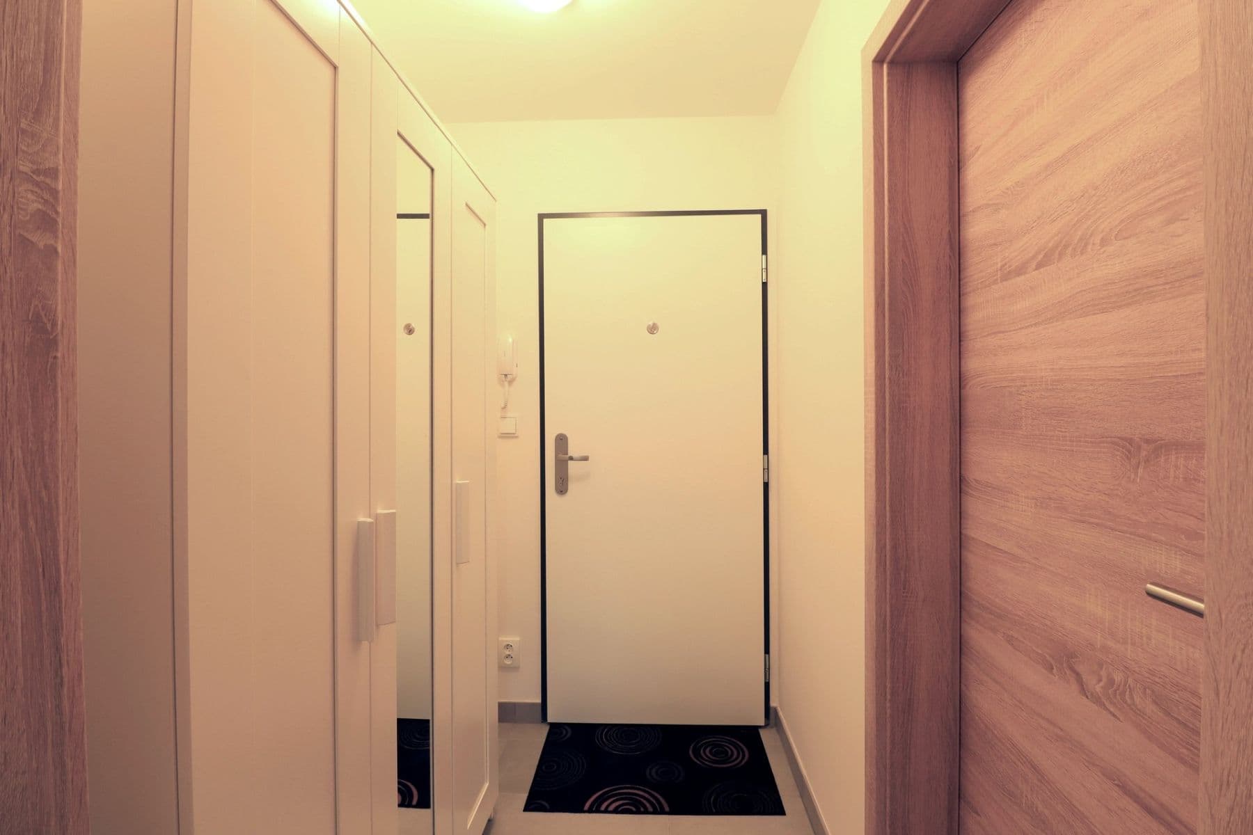 Prenájom bytu 1-izbový 25 m², Augustina Lukeše, Brandýs nad Labem-Stará Boleslav, Středočeský kraj Prenájom bytu 1-izbový 25 m², Augustina Lukeše, Brandýs nad Labem-Stará Boleslav, Středočeský kraj